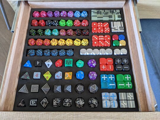 drawer_dice.jpg